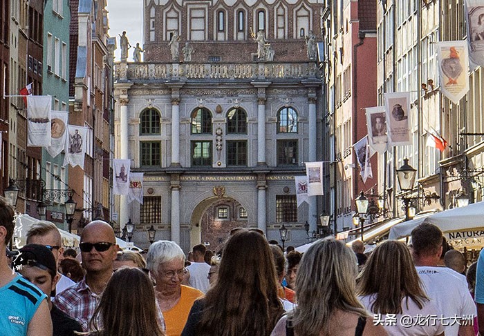 波兰格旦斯克旅游攻略,波兰格但斯克靠海边吗