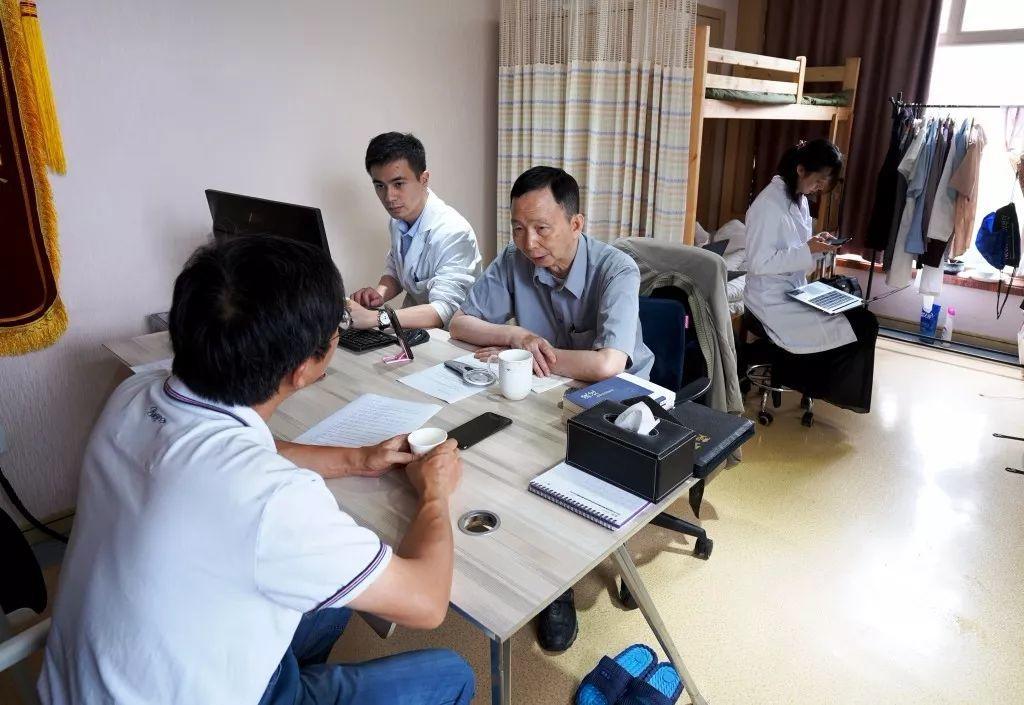 精神科专家讲解抑郁症知识,双相障碍抑郁症最新治疗方案