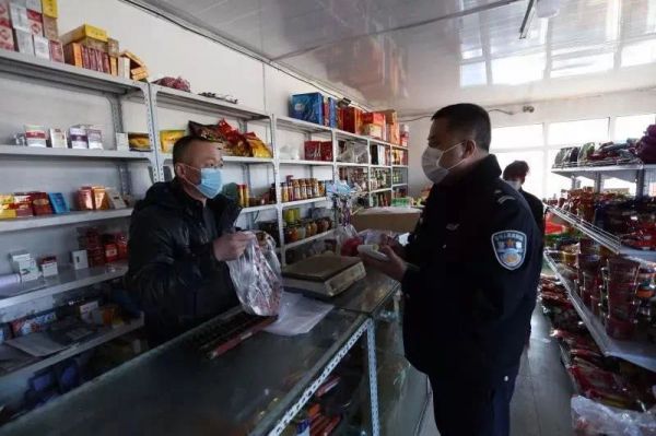 抗疫期间最美辅警,抗疫优秀辅警