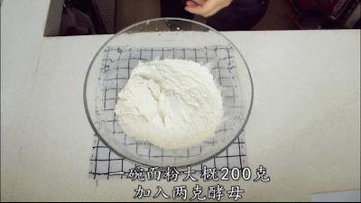 油饼怎样做吃着不油,油饼怎么做又软又香蓬松不醒面