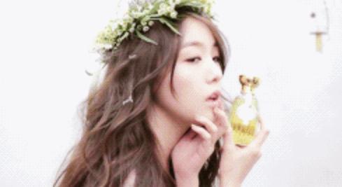 值得女人收藏的香水,女人必须收藏的100个经典