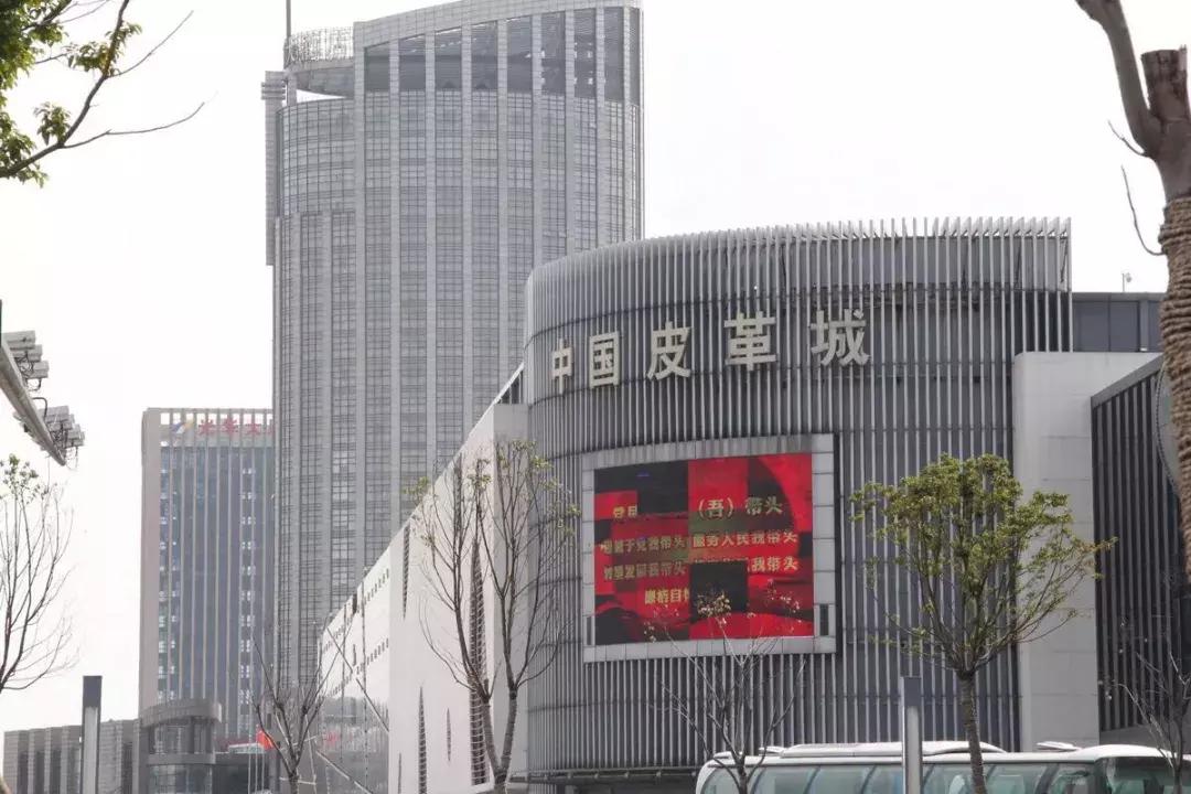 外媒炸裂！奢侈品全面*制抵**皮草，只为让更多人意识到背后的残酷