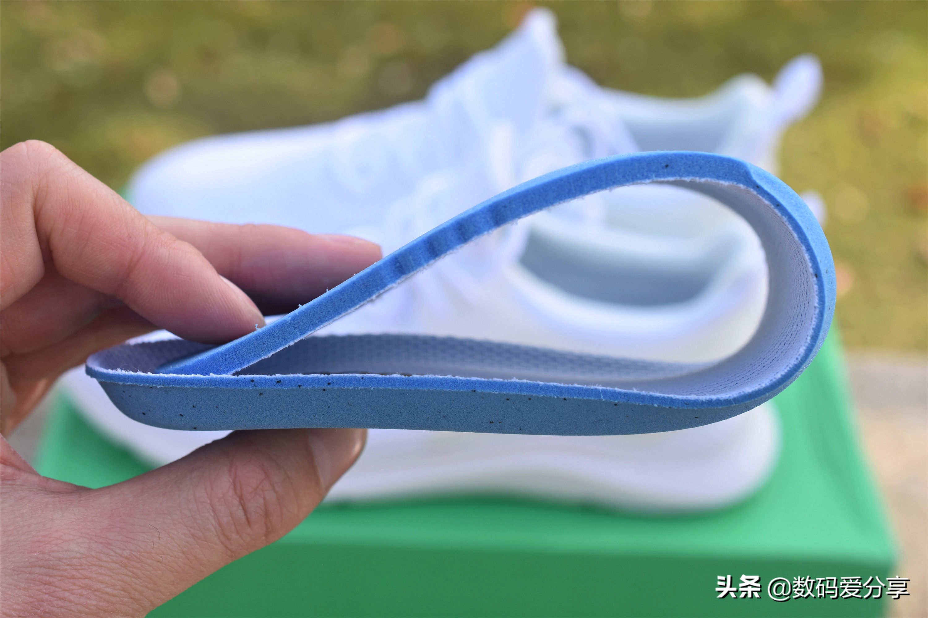 百元价位的咕咚5k跑鞋体验分享,咕咚智能跑鞋42k首款全马跑鞋之选