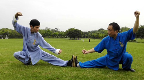 怎么练好腰射身法,腰裆劲的锻炼方法