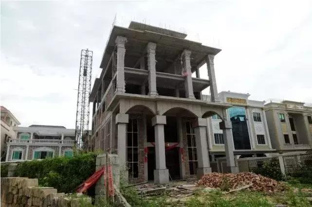 广东“教父”地下王国覆灭，*毒冰**产量占全国三分之一……