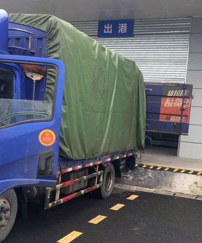 诗和远方的路费很贵?德威D30助王飞月入2万