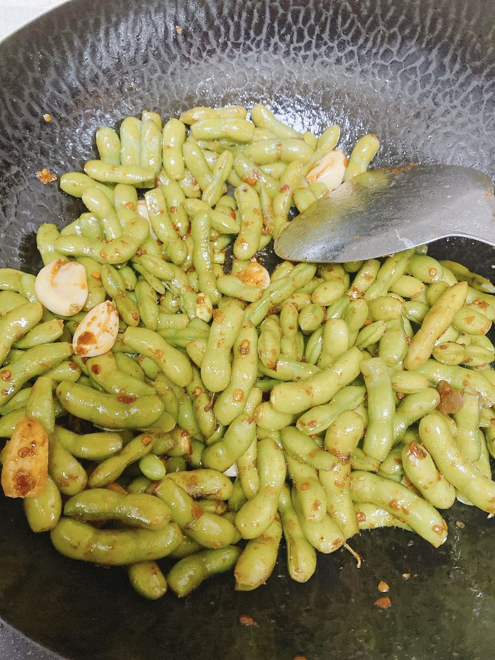 香辣毛豆如何做入味,带壳毛豆怎样才入味好吃