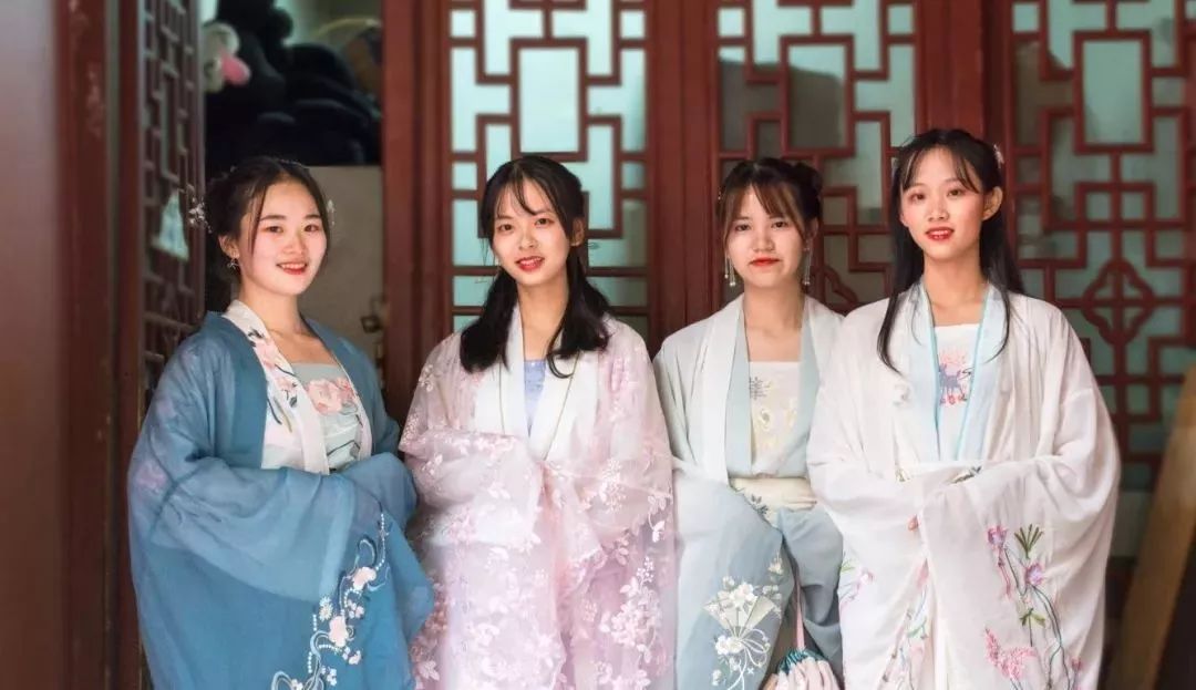 华夏有衣汉服有礼,华夏有衣完整版朗读