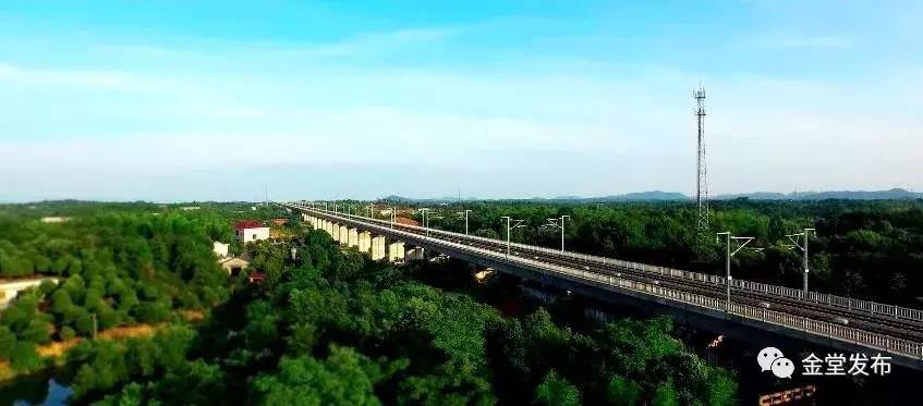 对外交通70年，金堂人霸气“出走”