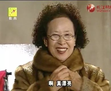 东北老妹穿的衣服,当东北人穿上红棉袄