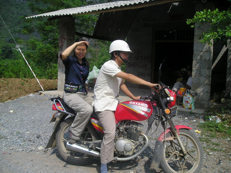 2006年，我走进广西都安山区，发现那里的人真的是“人穷志不穷”