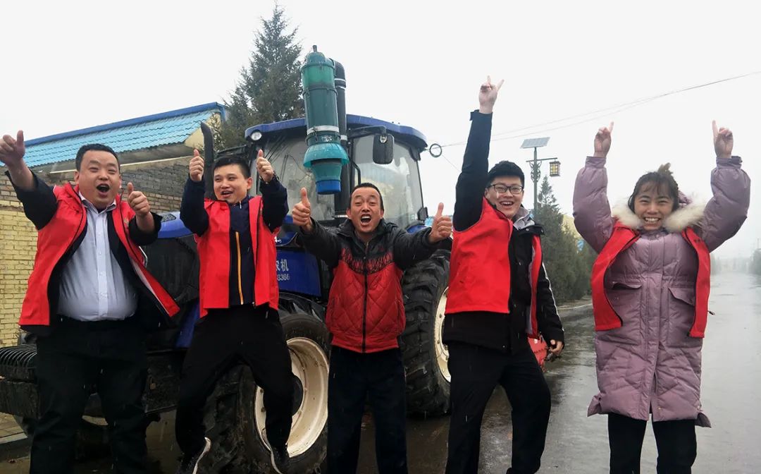 存款突破10000亿元!表情包带你分享山西农信人的激情和喜悦