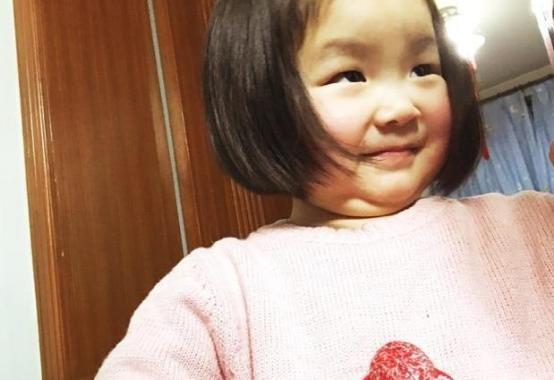 撩男神,炒CP,如此“做作”的金靖真能变成贾玲的接班人?