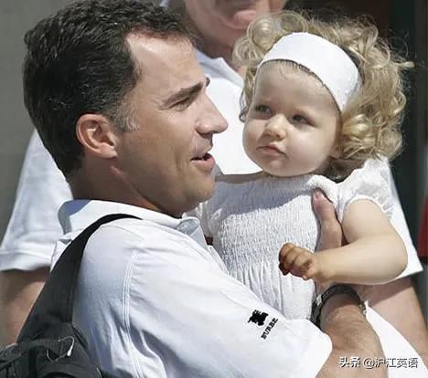 西班牙最年轻女王讲白话,西班牙未来女王纪录片