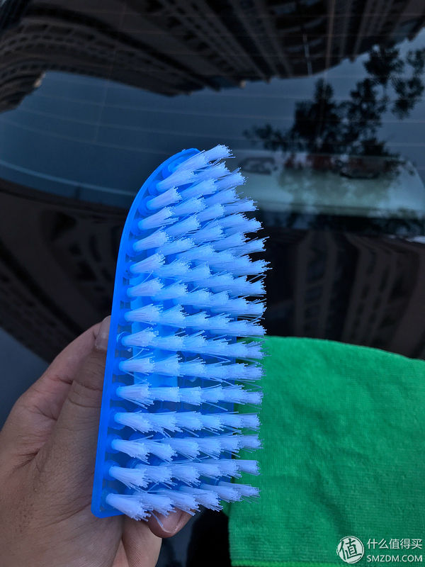 只需一招让您的爱车焕然一新,让你的爱车内饰光亮如新