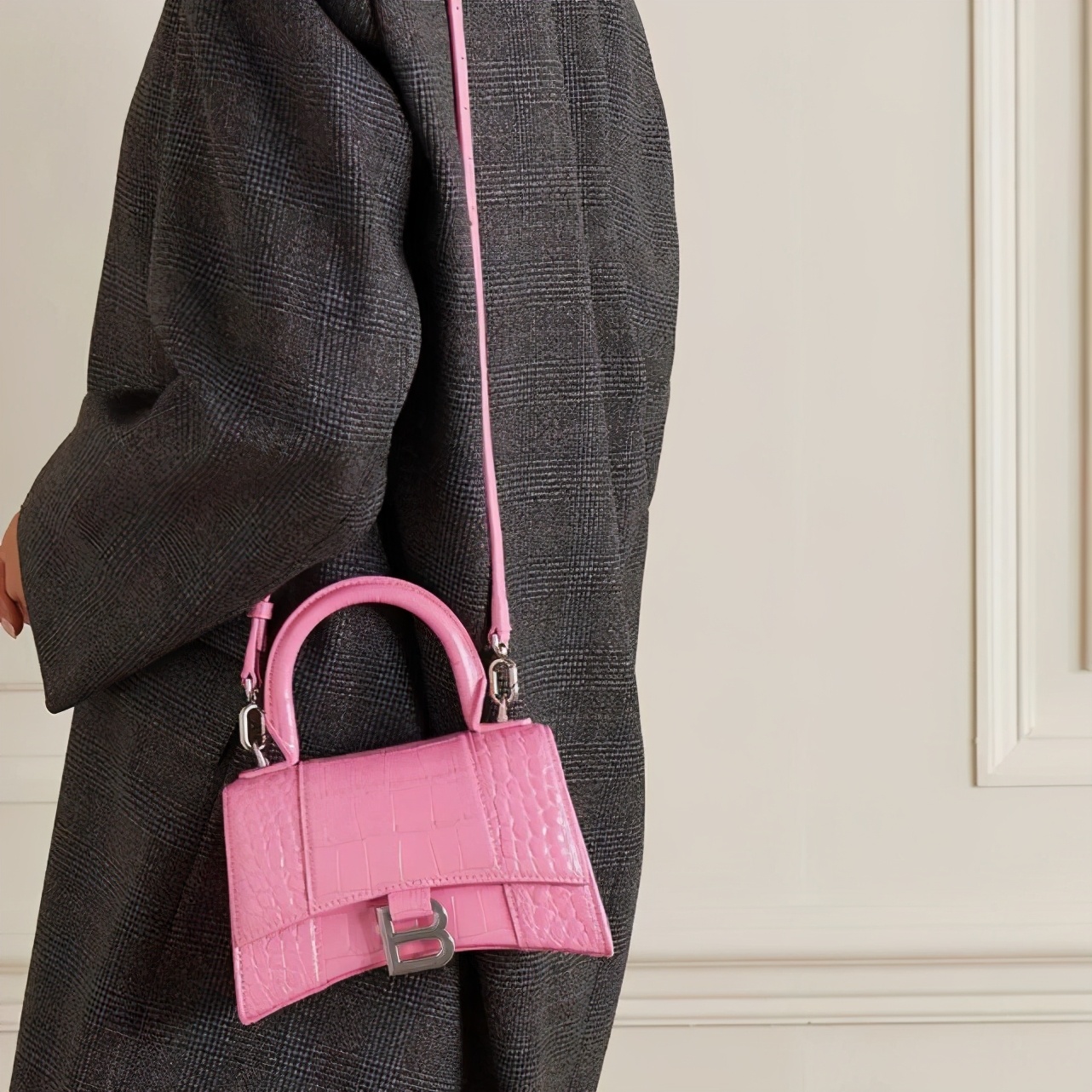 买gucci还是买celine,celine和gucci哪个包值得买