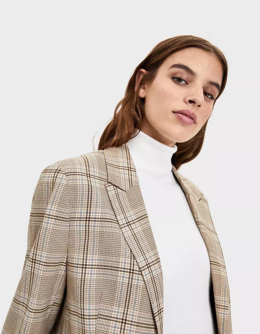 肖战李圣经同屏,李圣经肖战