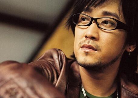 周传雄被谁淘汰,周传雄状况