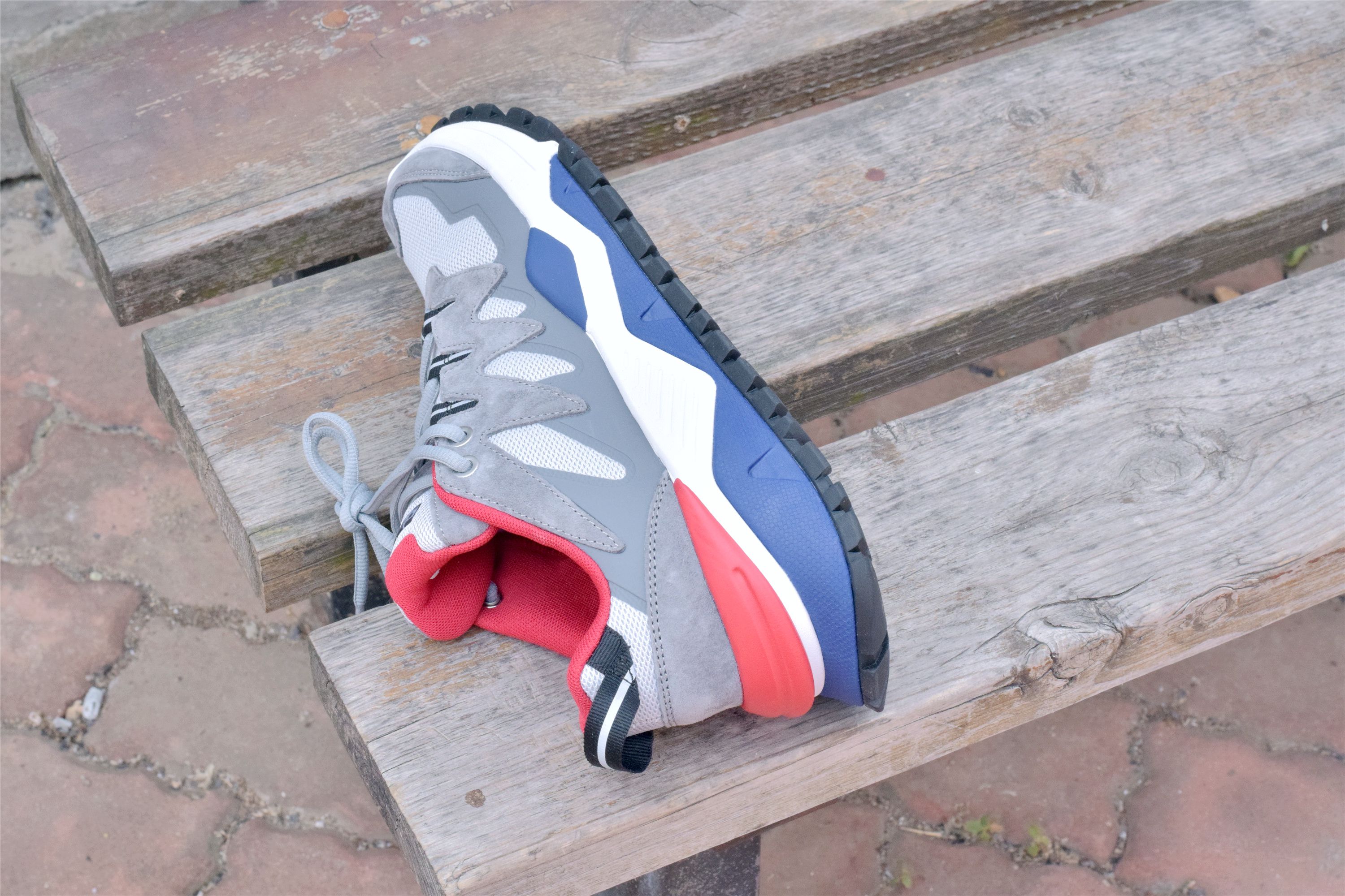 耐克阿迪达斯和小米哪个好,nikeadidas哪些掉价了