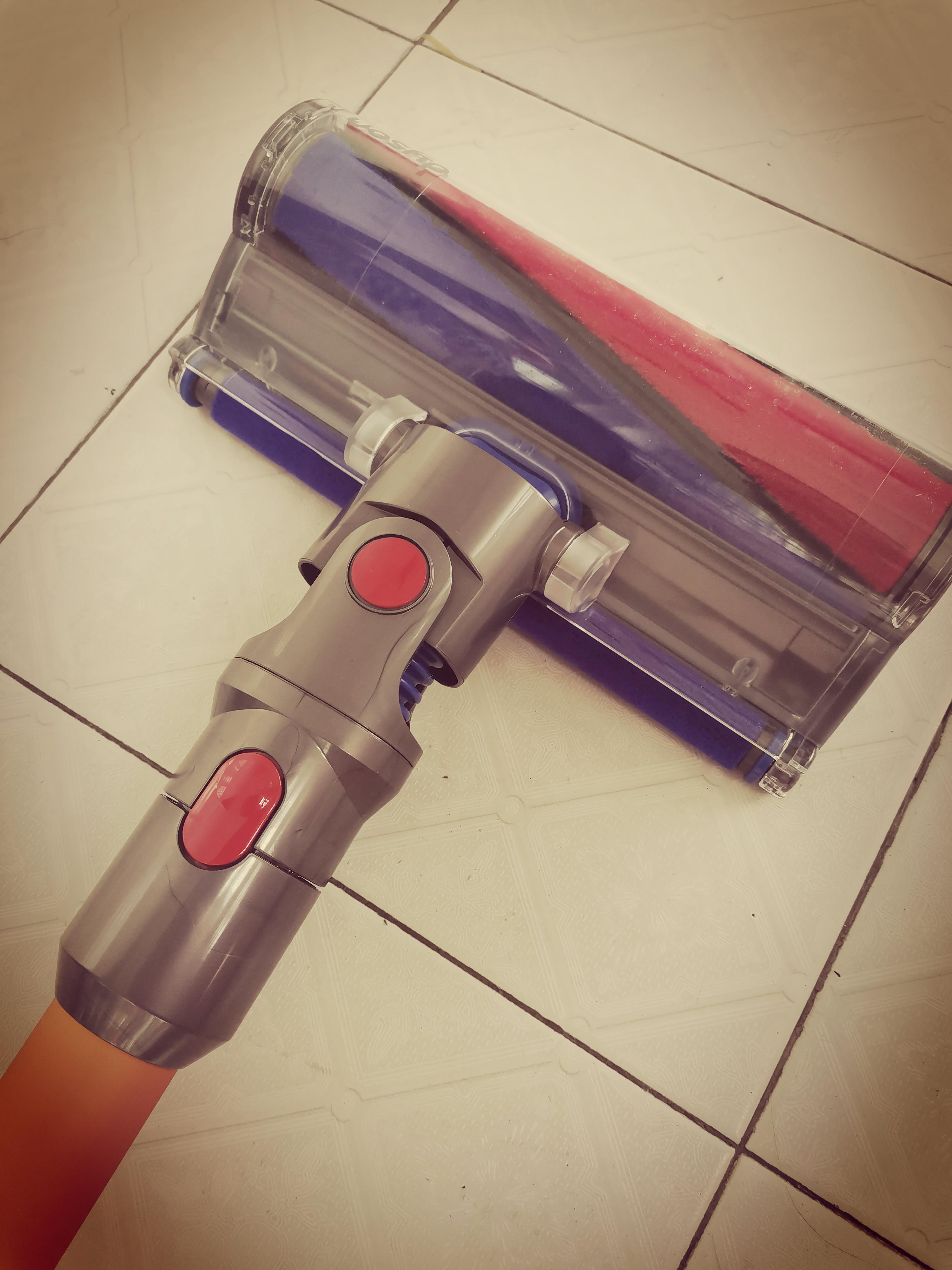 八零后“奶爸”痛下决心,网购的戴森吸尘器到货后有话要说