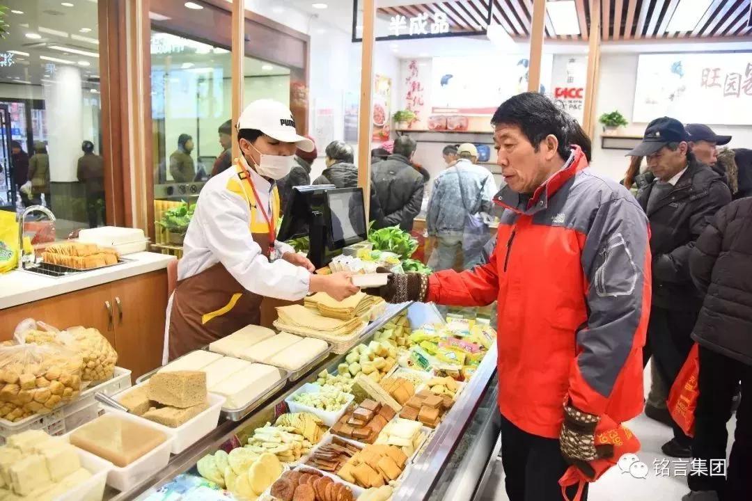 不输宜家的“菜市场”！魔都这些“土味”逛街地，敢说你都走过？