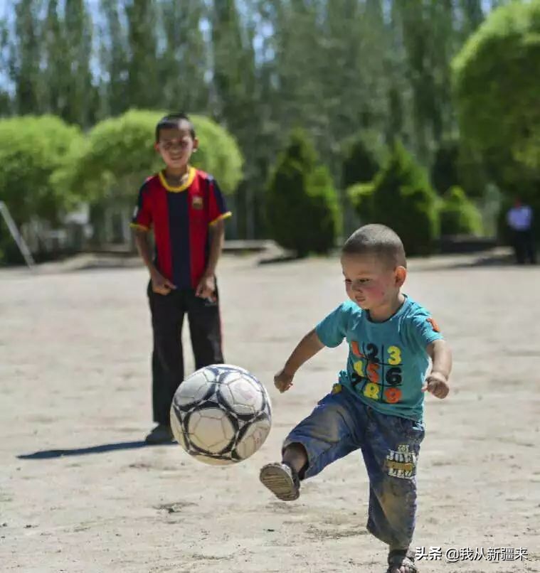 阿图什足球之村,阿图什足球之乡介绍