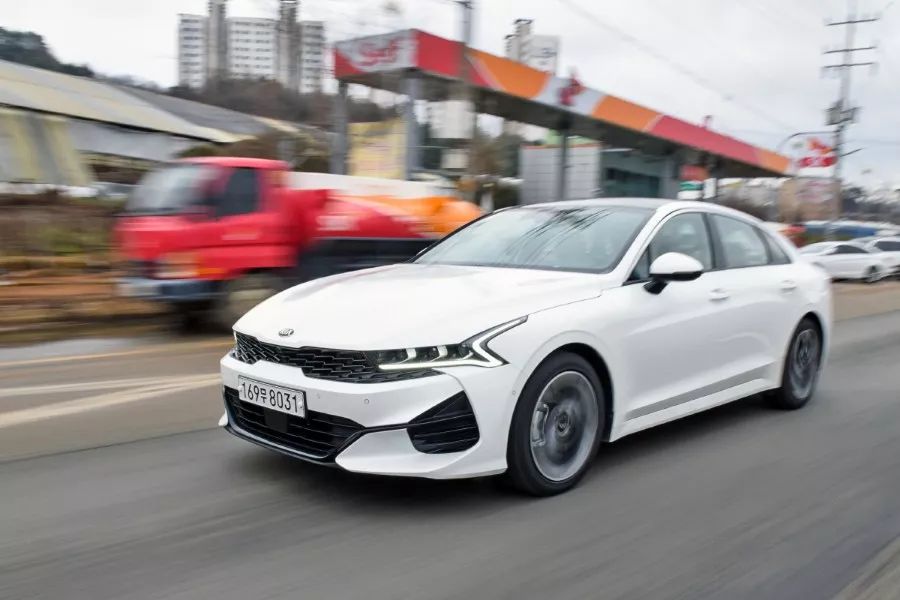 全新起亚k5测评,全新起亚K5试驾