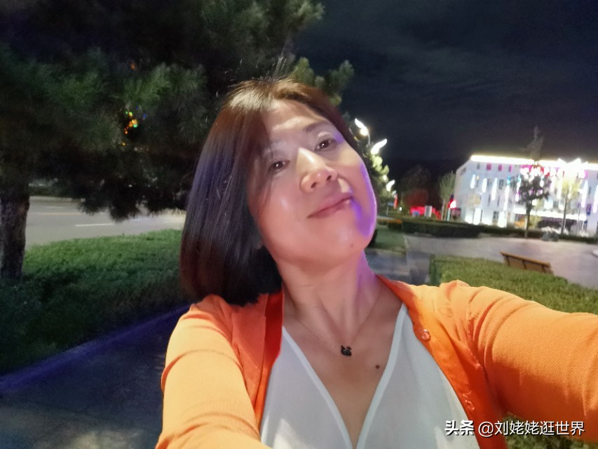 退休老阿姨，独来独往逛世界，靠当试睡员免费住上大酒店～芒市篇