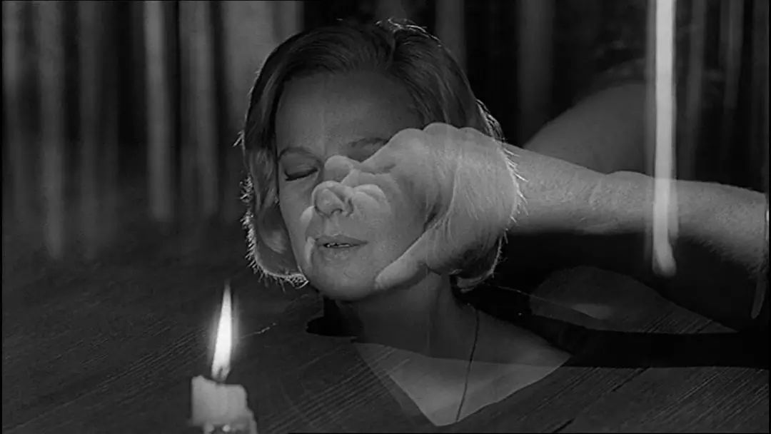 你越弱，身边的“坏人”就越多，甚至会发现自己根本没有朋友