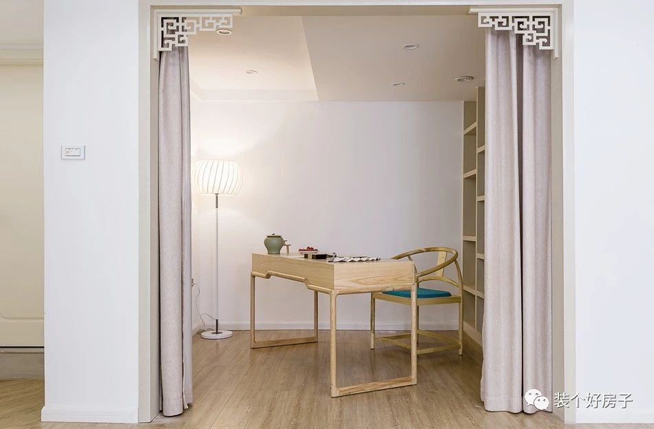 禅意新中式极简茶室风格,原木色书房客厅茶室一体化效果图