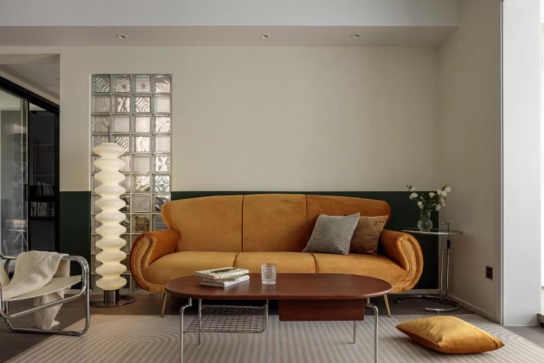 藏不住了!开室内窗,才是拯救90m²老旧二手房的终极大招