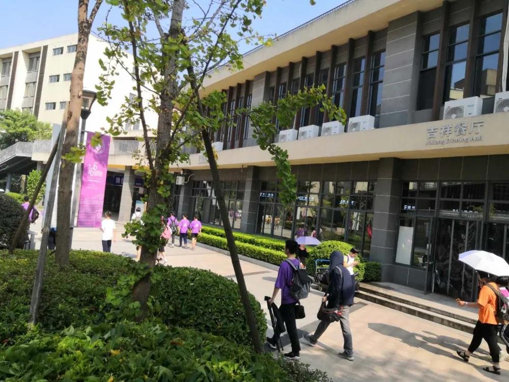 福州七中的住宿条件,福州八中高中部住宿条件