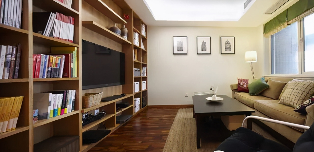 电视背景墙极简高级感收纳,小户型收纳型电视背景墙