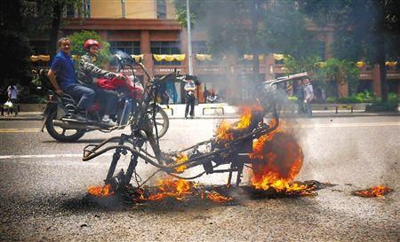 最伤电动车5种充电方式,电动车电瓶充电时间过长有啥危害