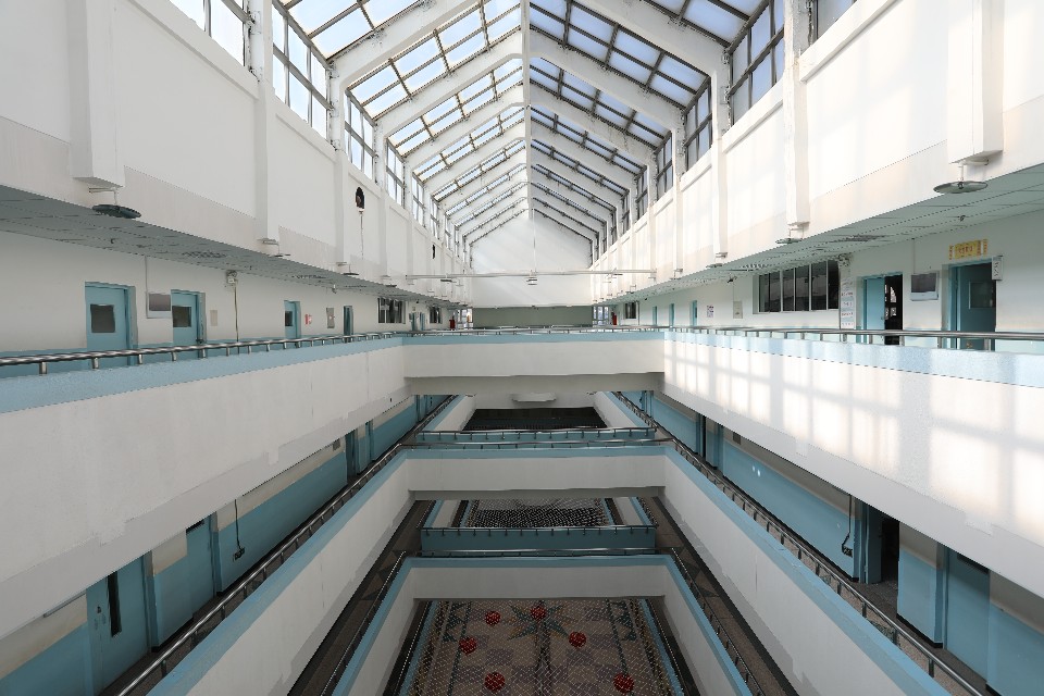 乌鲁木齐外国语学校第十二中学,乌鲁木齐金英外国语学校