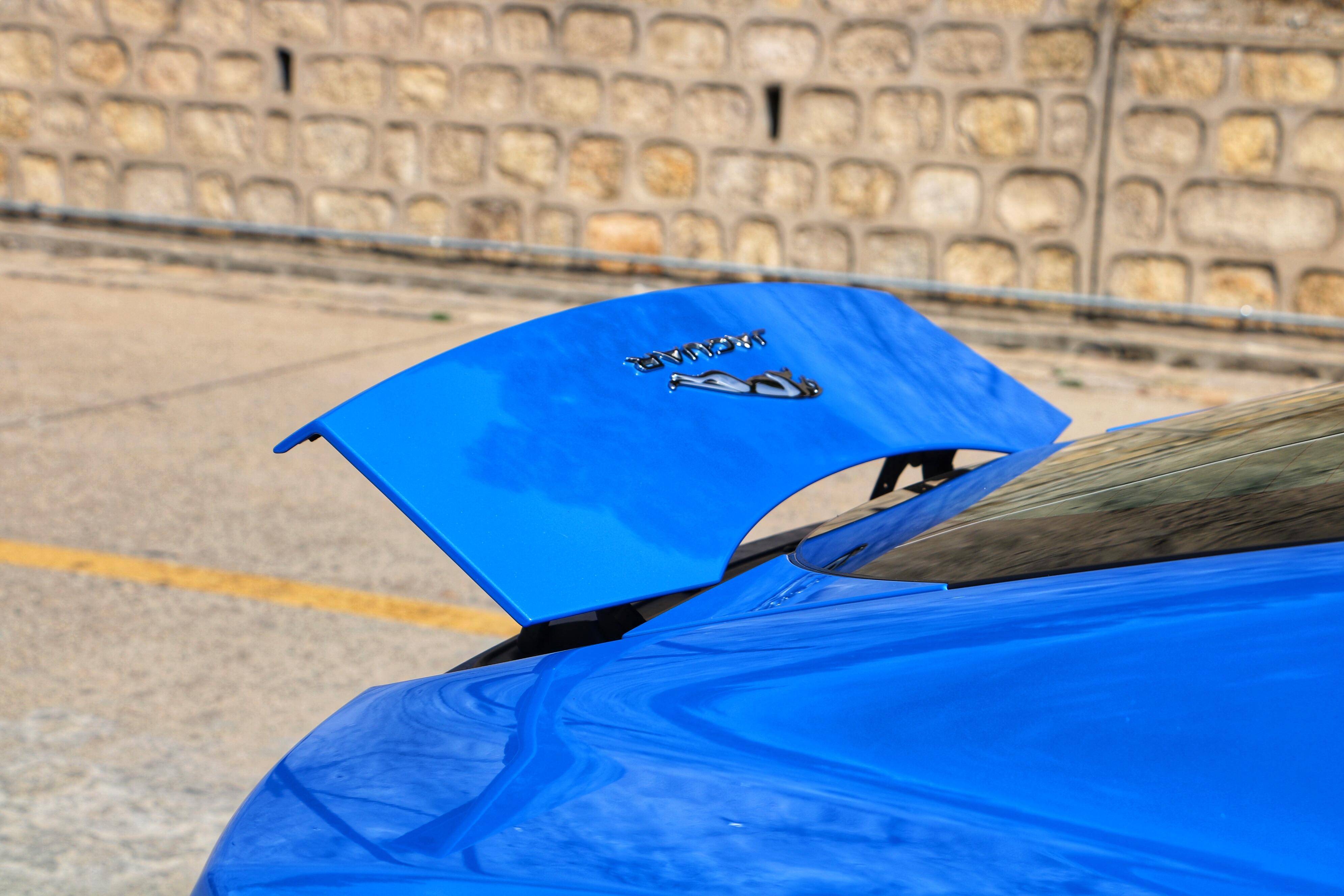 与“赫本”独享二人世界，焦点测试F-TYPE2.0T