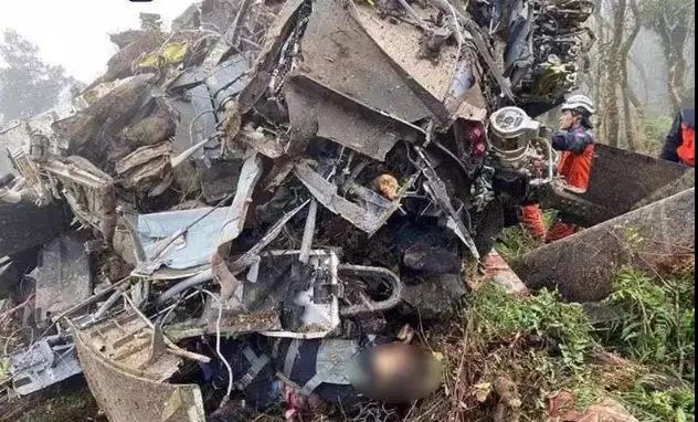 蔡英文军中亲信坠机身亡,台军“参谋总长”有多重要?