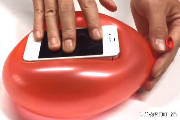 把气球放冰箱里一夜会爆吗,把装满水的气球放冰箱里会怎么样