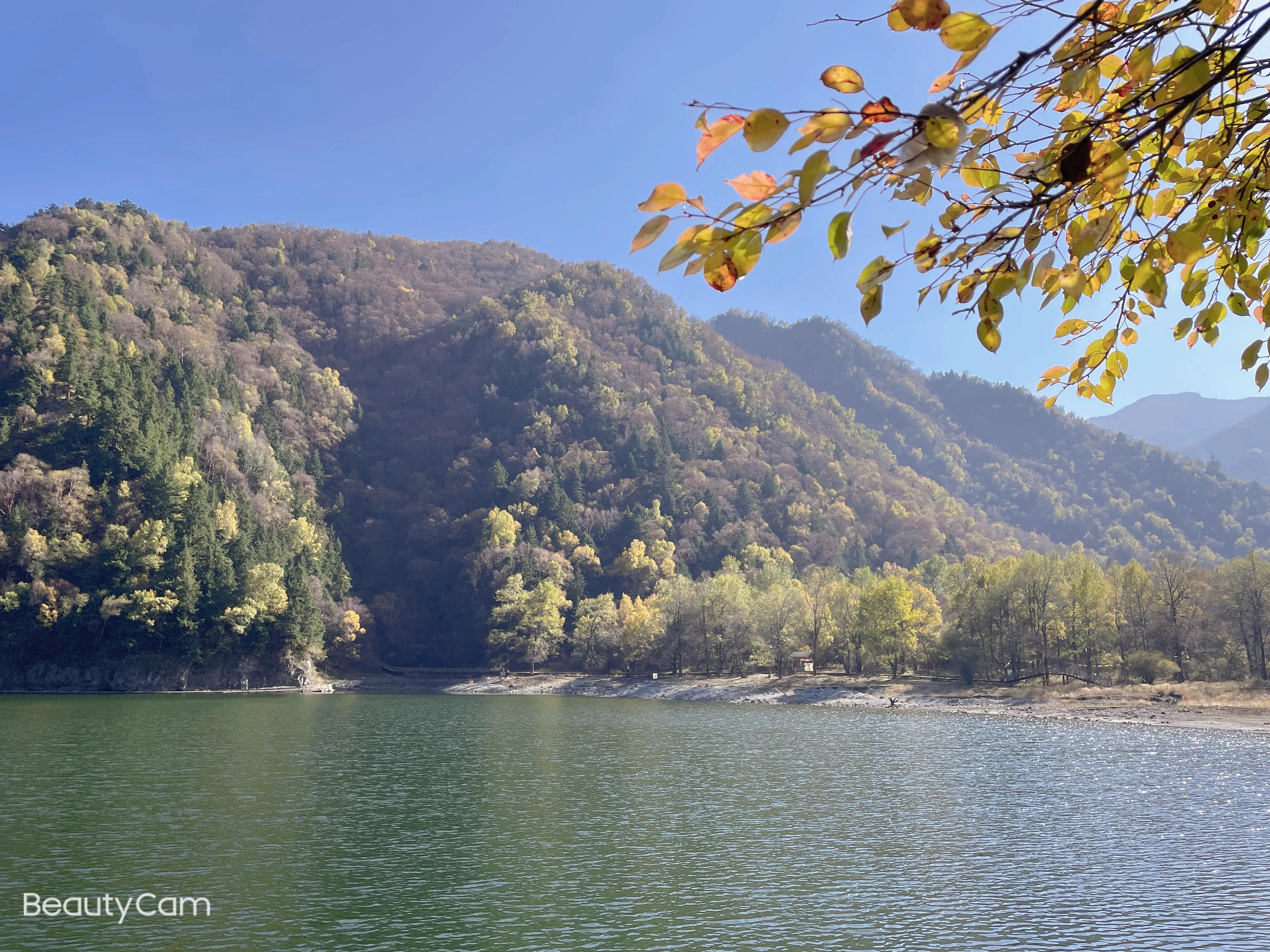 青海省循化县孟达,青海省循化县孟达天池秋景