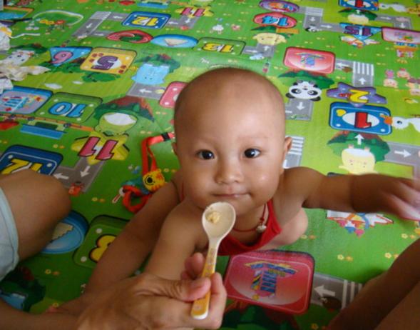 宝宝肠胃有火致口舌生疮多吃啥,孩子上火食欲不振怎么办