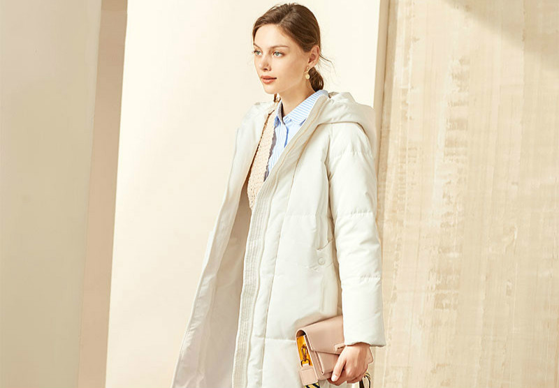 艾莱依哪件羽绒服好看,艾莱依中国风羽绒服穿搭