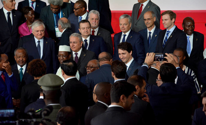 法国对非洲的殖民统治与他们之间的复杂情感