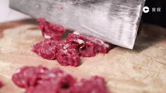 这家牛肉火锅好吃又实惠,一家值得品尝的牛肉火锅店