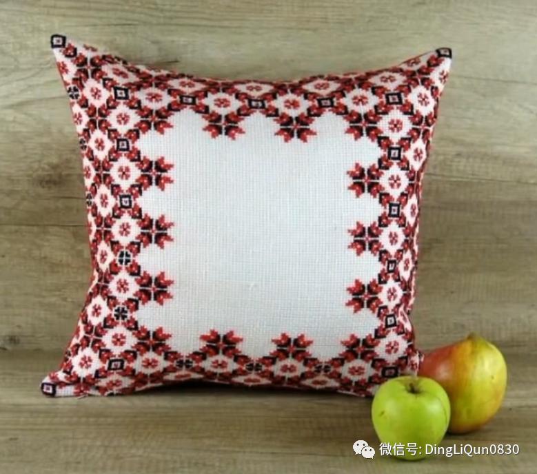 绣好的十字绣抱枕,十字绣新款圆形抱枕图案大全
