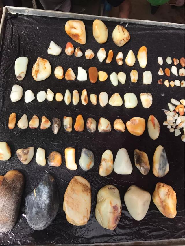 怎样区分和田玉的真假,怎样区分和田玉和石英石