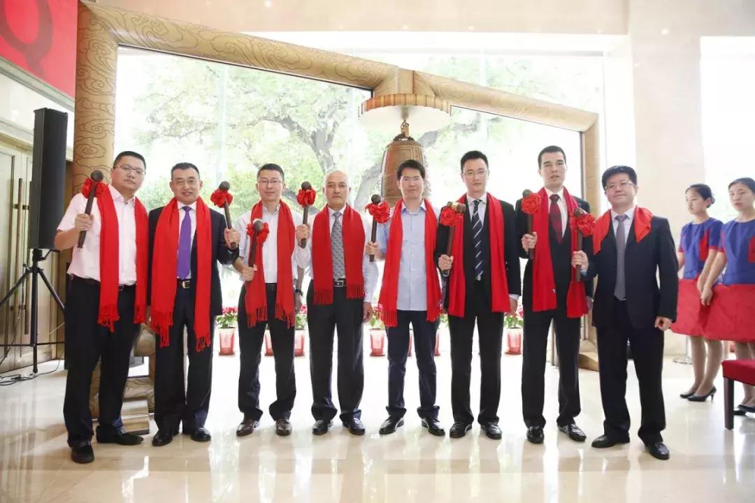 厉害了！源启科技董事长钱海元先生摘得武汉“创业十佳奖”榜首