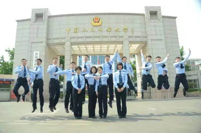 大学毕业还有铁饭碗?这些大学考上就不愁工作,网友:悔不当初