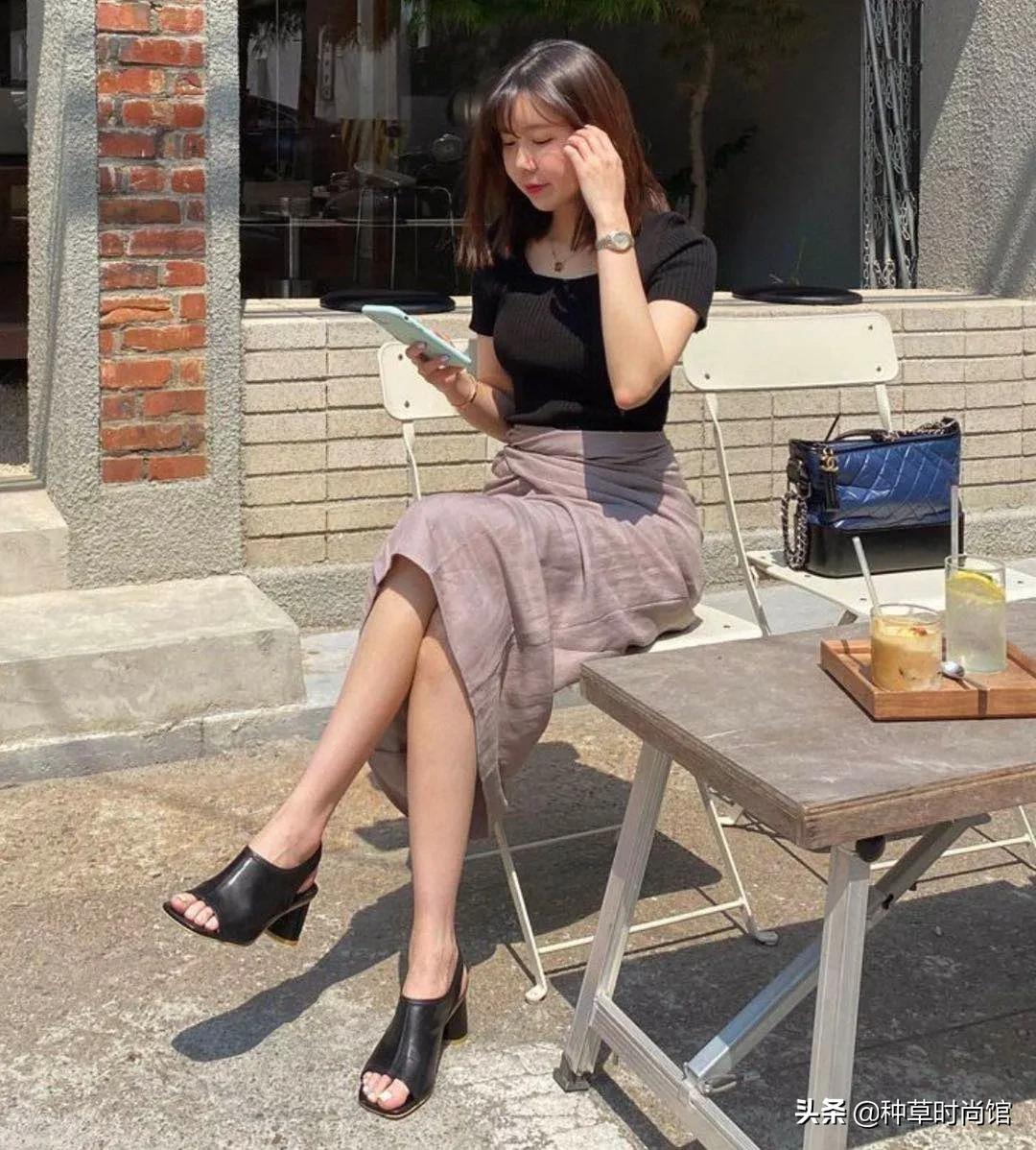 方头的凉鞋不适合什么脚型,脚型瘦长穿什么鞋型凉鞋好看