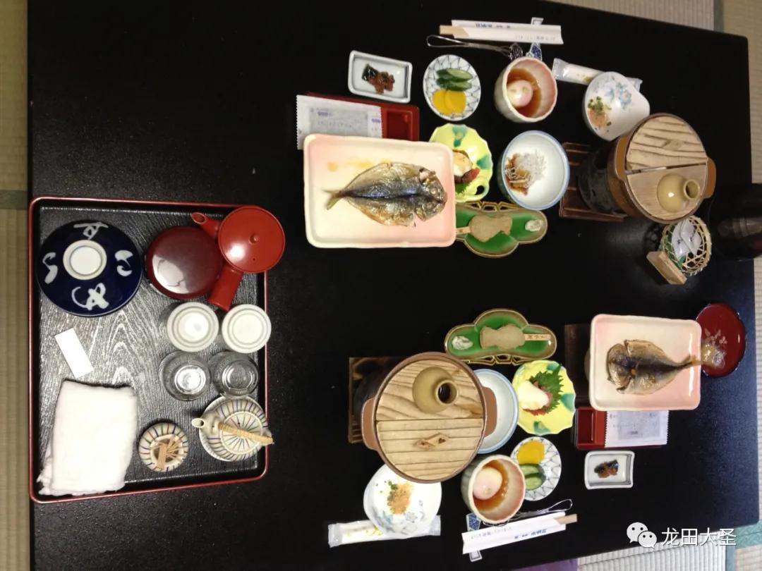 东京箱根泡温泉看富士山,去日本箱根泡温泉需要带什么