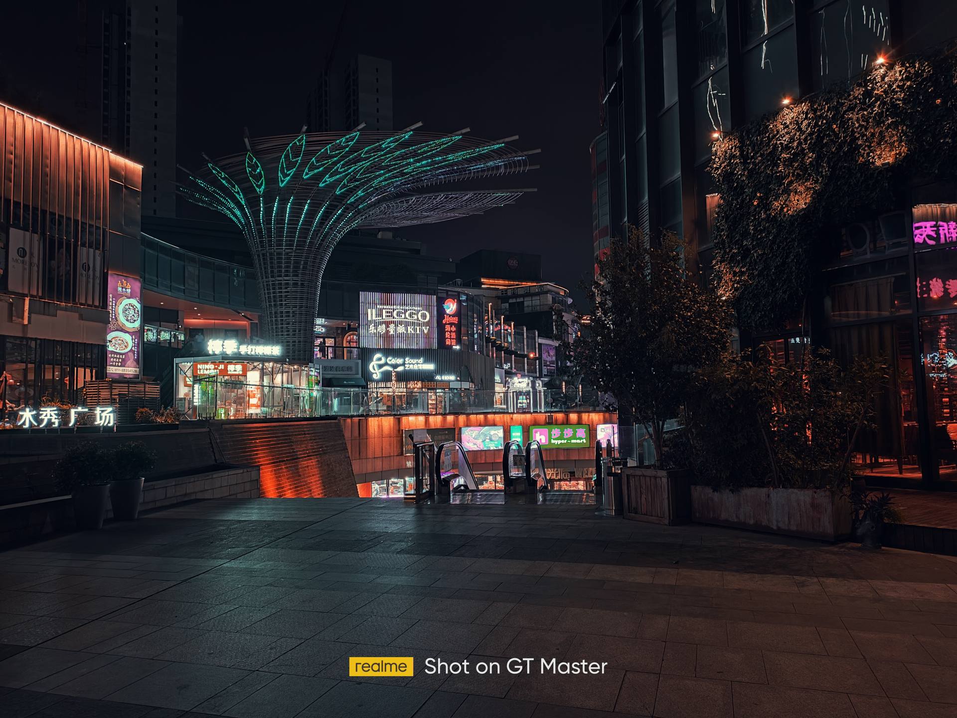 2000元买真我gt顶配合适吗,2000左右性价比高的realme手机